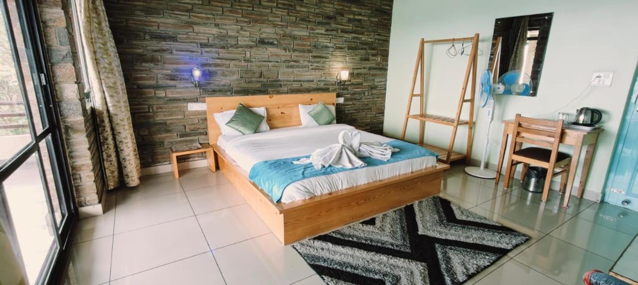 Rudra Retreat Hotel Hawalbagh Екстериор снимка